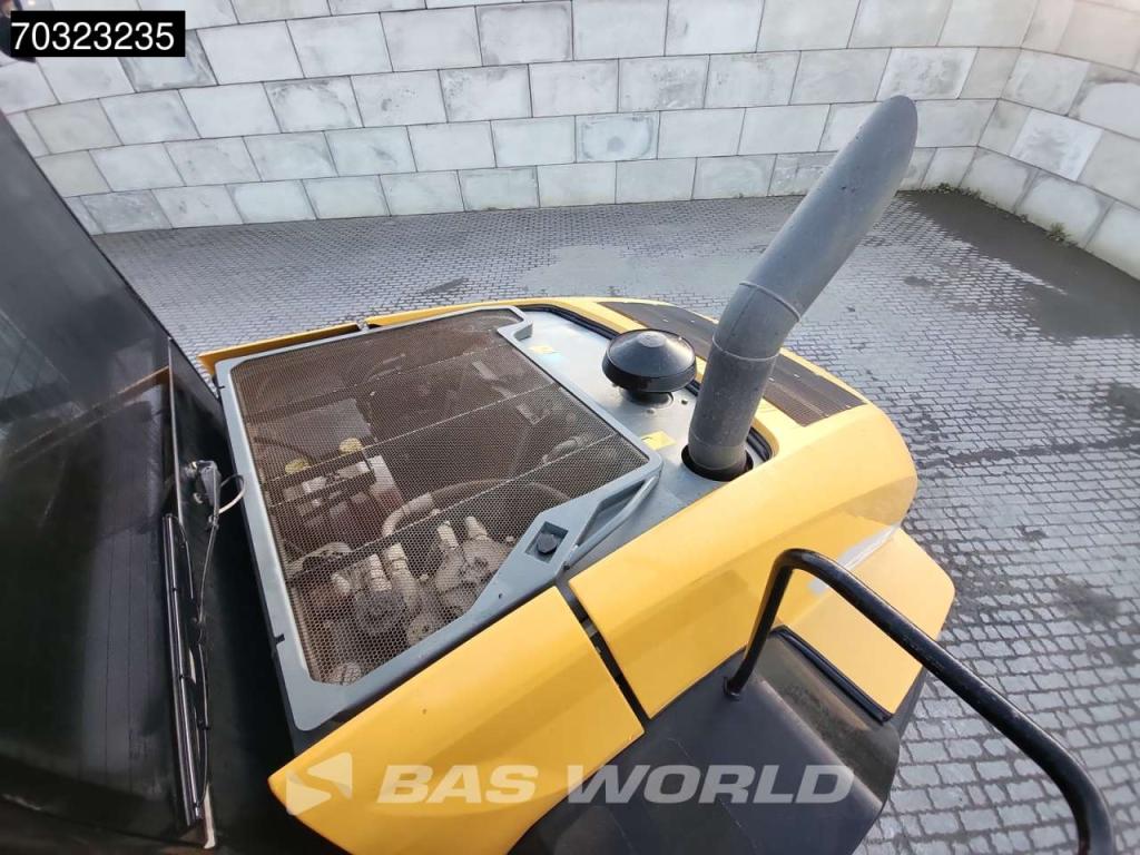 Liebherr L538 Quick Coupler Photo 19