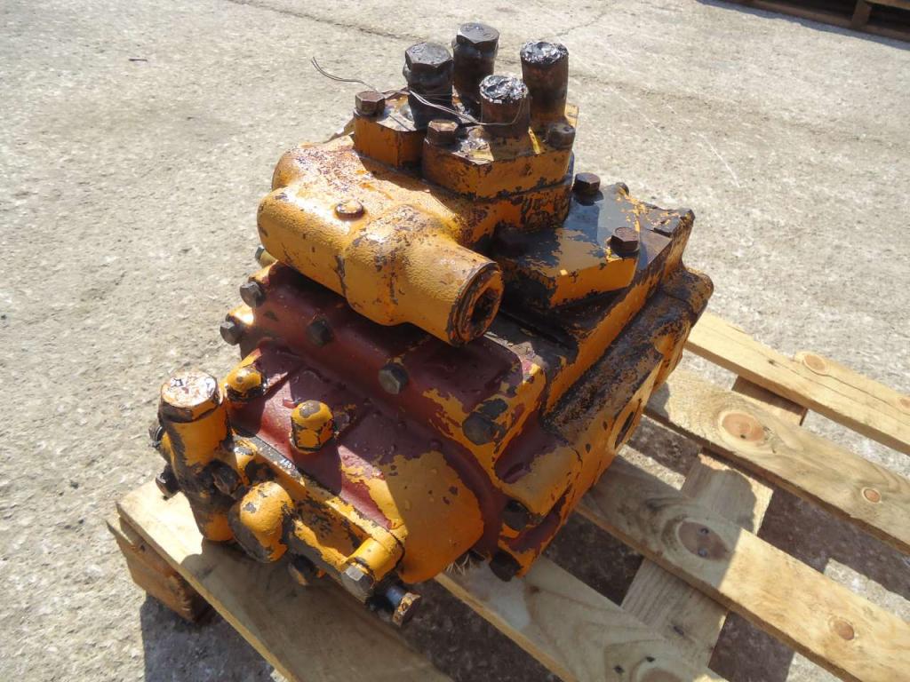 Distributeur hydraulique pour Fiat Allis FL10B Photo 1