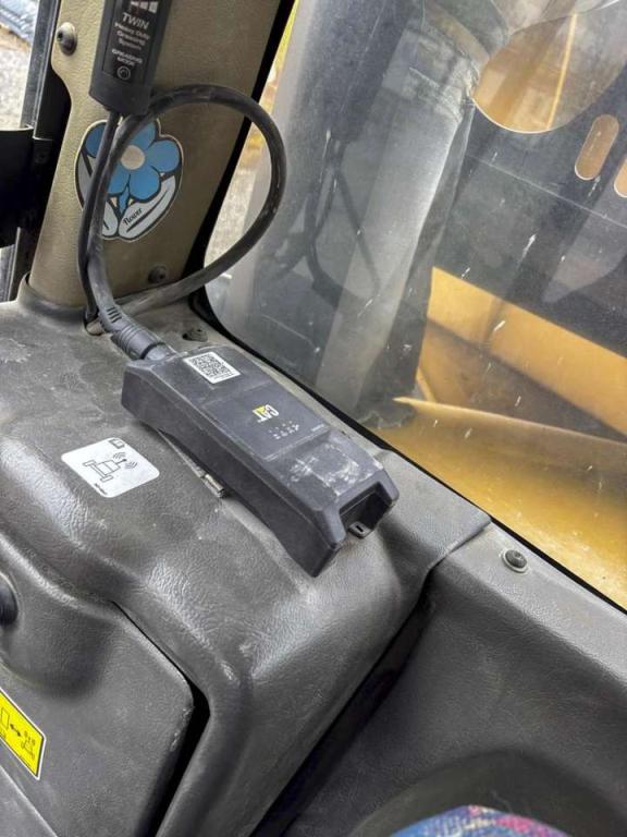 Caterpillar 740 Photo 11