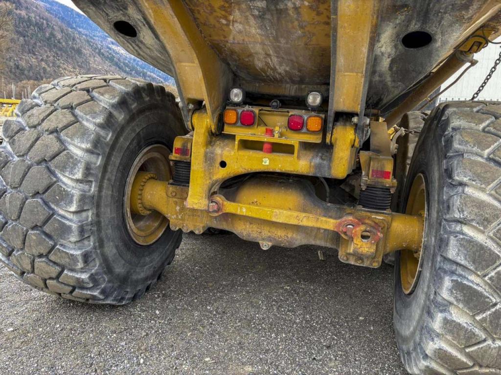 Caterpillar 740 Photo 5