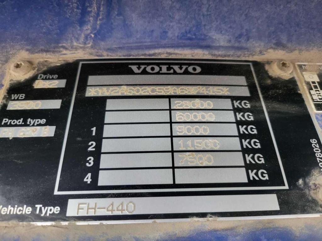 Volvo FH440 6X2 EURO5 Photo 20