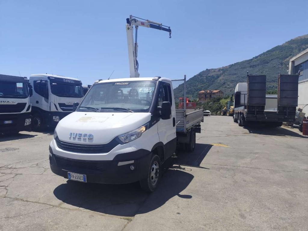 Iveco DAILY 35-120 Photo 28