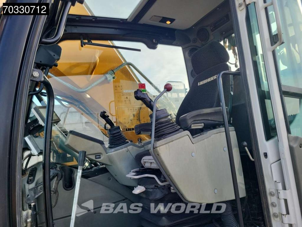 Liebherr R936 NLC Photo 25