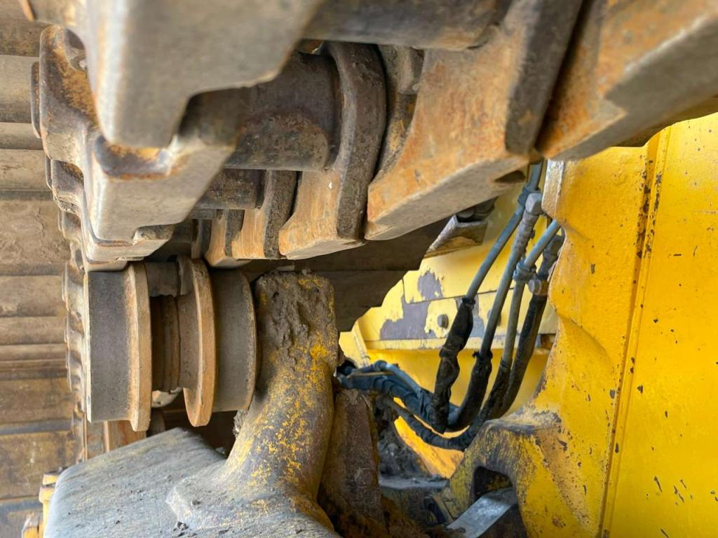 Komatsu D61PXi-24 Photo 15