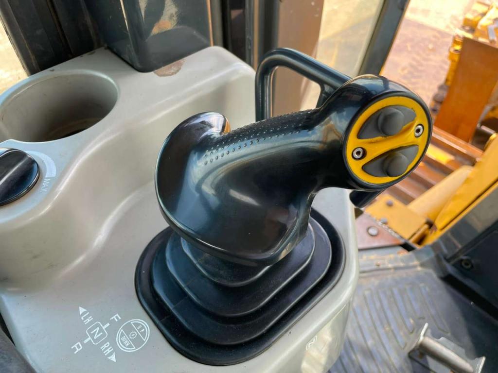 Komatsu D61PXi-24 Photo 23