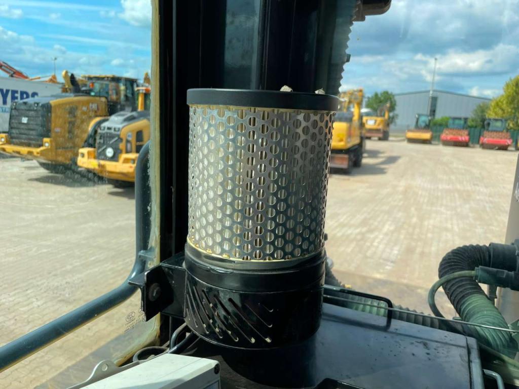 Komatsu D61PXi-24 Photo 26
