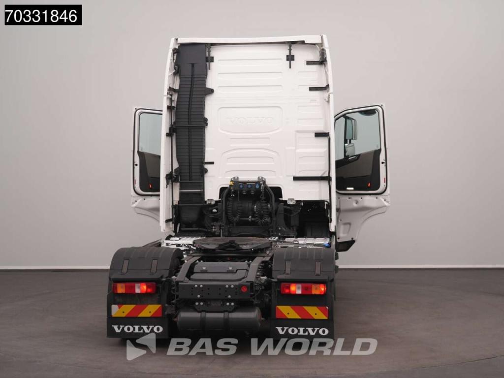 Volvo FH 500 4X2 XL 2xTanks I-ParkCool ACC Photo 13