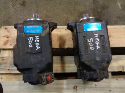 Pompe hydraulique pour Doosan - Daewoo Mega 500 en vente par PRV Ricambi Srl