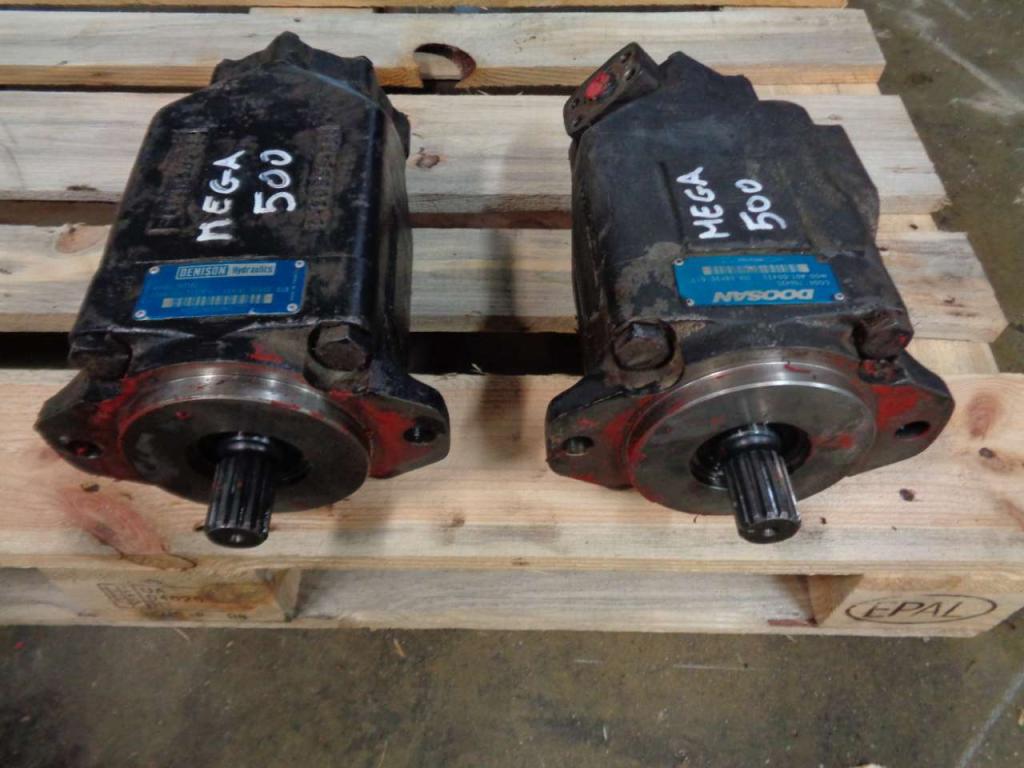 Pompe hydraulique pour Doosan - Daewoo Mega 500 Photo 2