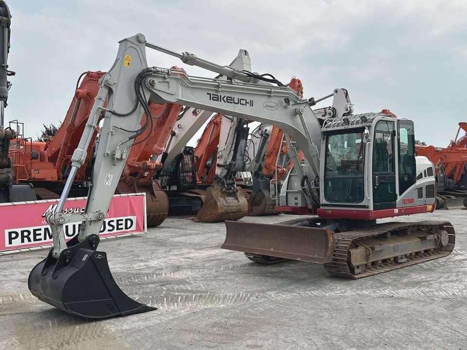 Takeuchi TB2150R Photo 1