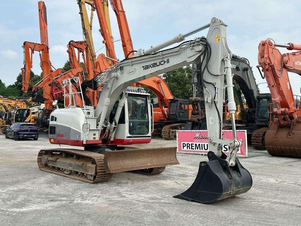 Takeuchi TB2150R Photo 11