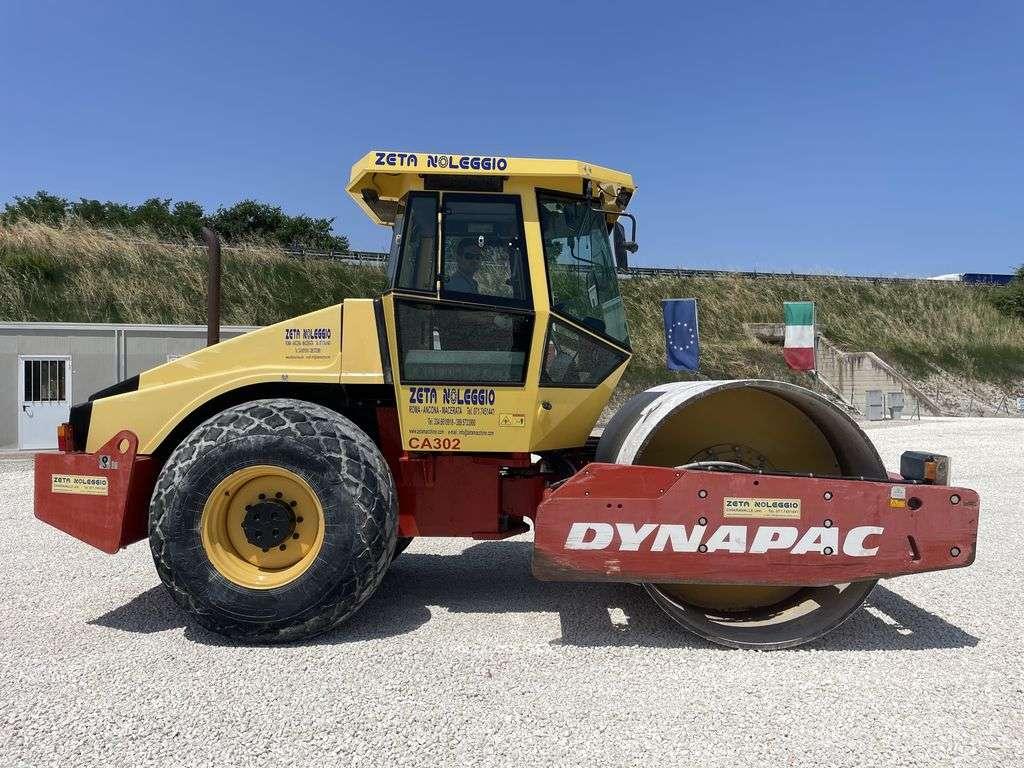 Dynapac CA302 D Photo 2