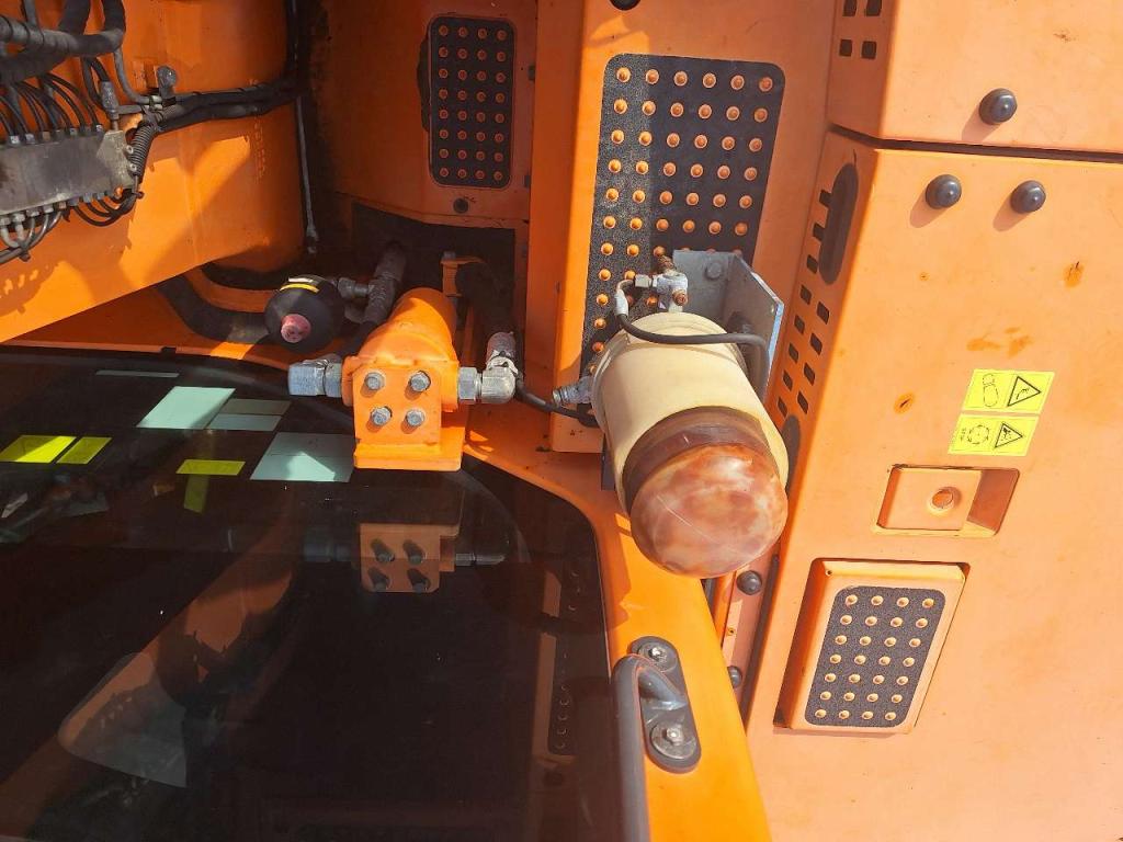 Komatsu PC 138 US-10 Photo 15