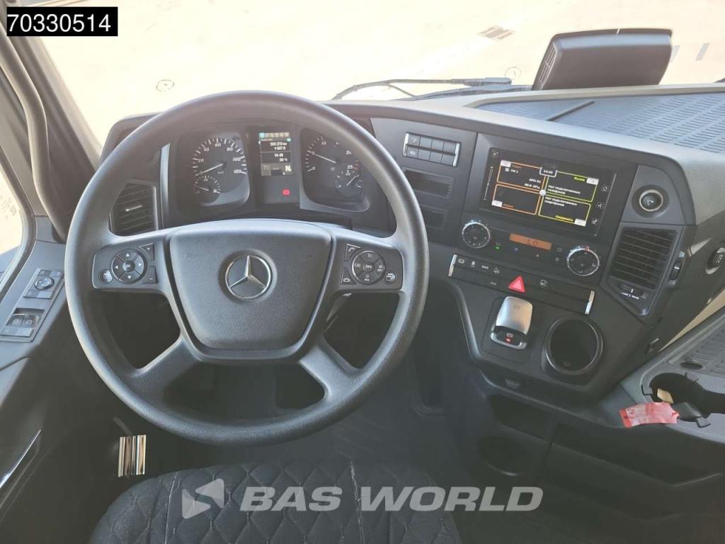 Mercedes-Benz Actros 1851 4X2 BigSpace 2xTanks Photo 20