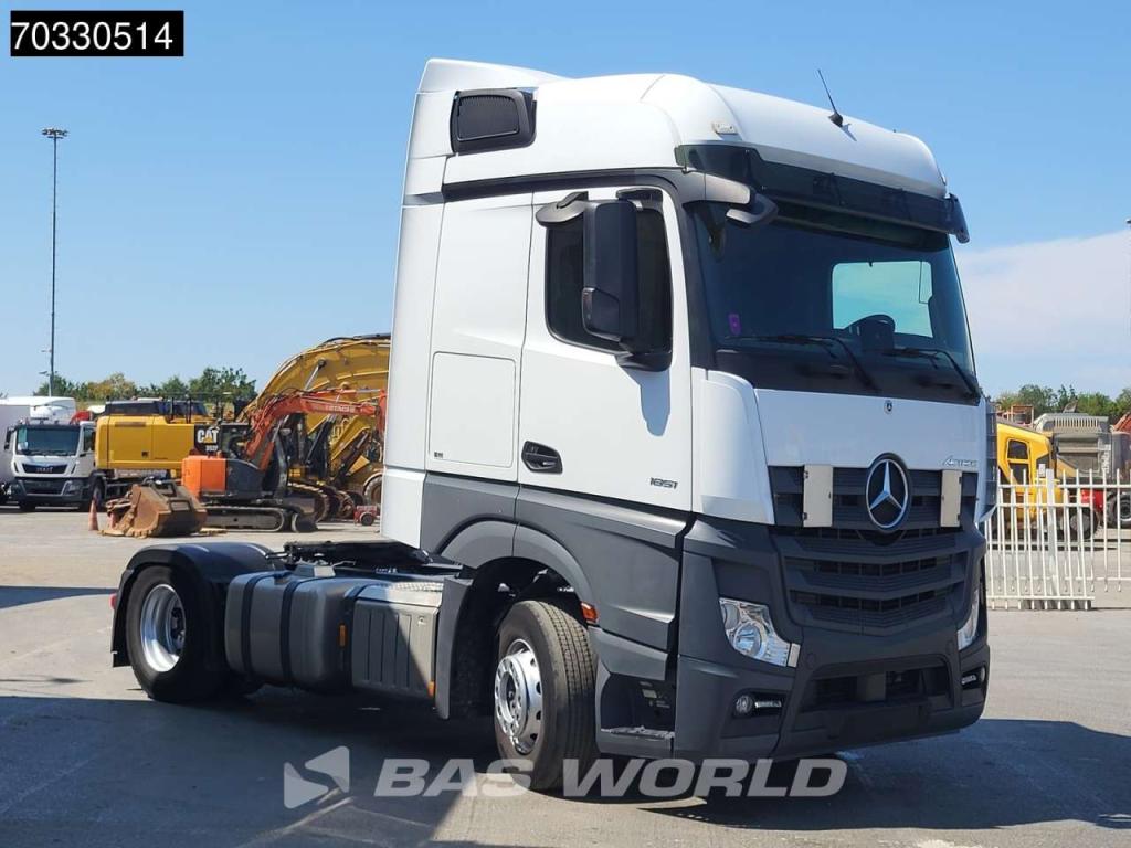 Mercedes-Benz Actros 1851 4X2 BigSpace 2xTanks Photo 3