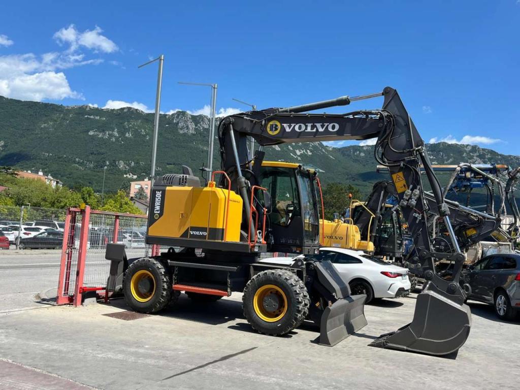 Volvo EWR150E Photo 4