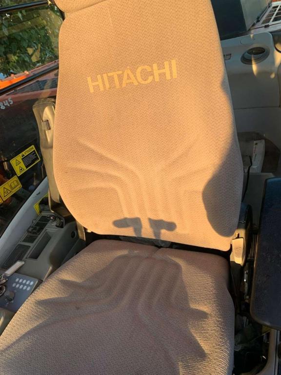 Hitachi ZX 160LC-5B Photo 3