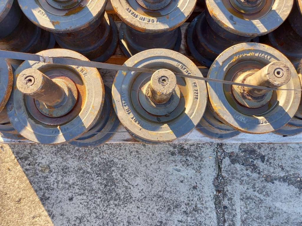 Galets supérieurs pour Fiat-Hitachi FD255 Photo 1