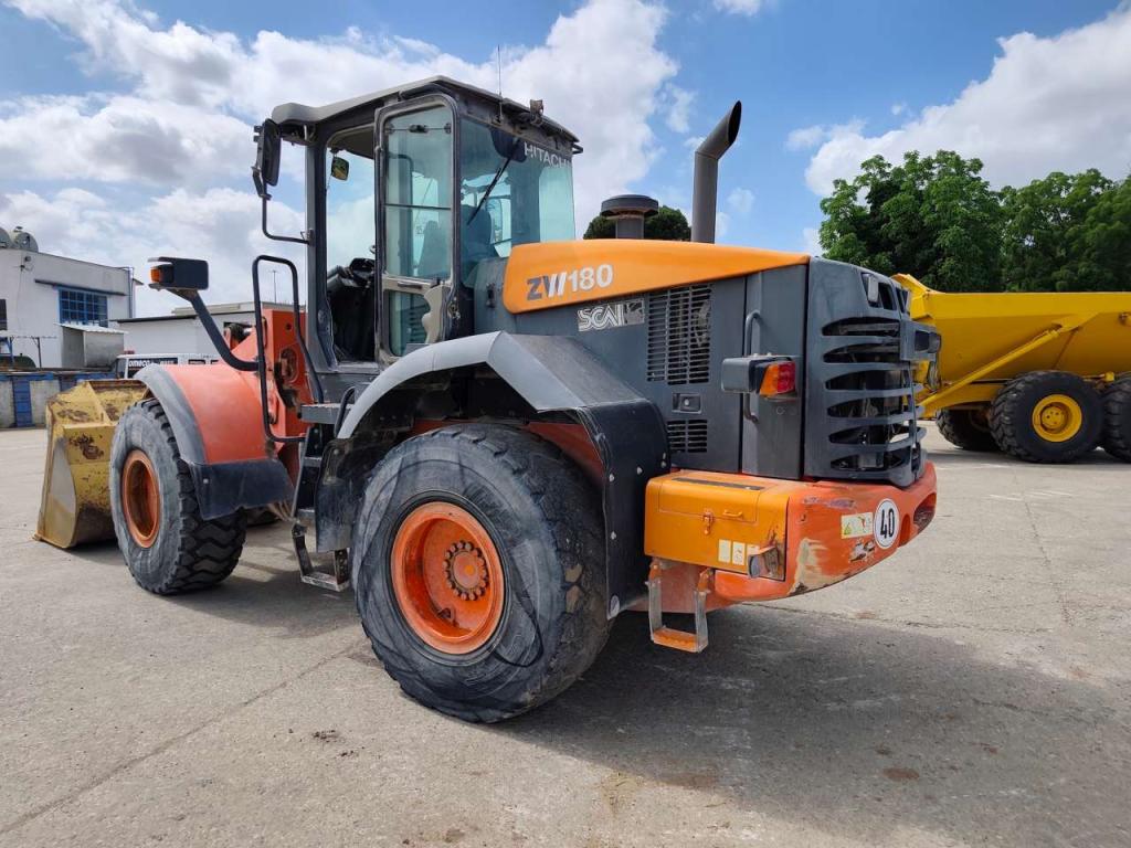 Hitachi ZW180 Photo 12