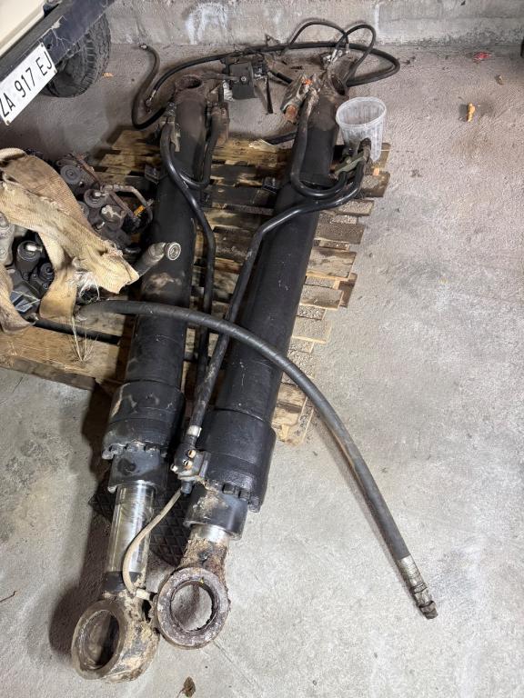 Piston pour JCB 235 hd Photo 1