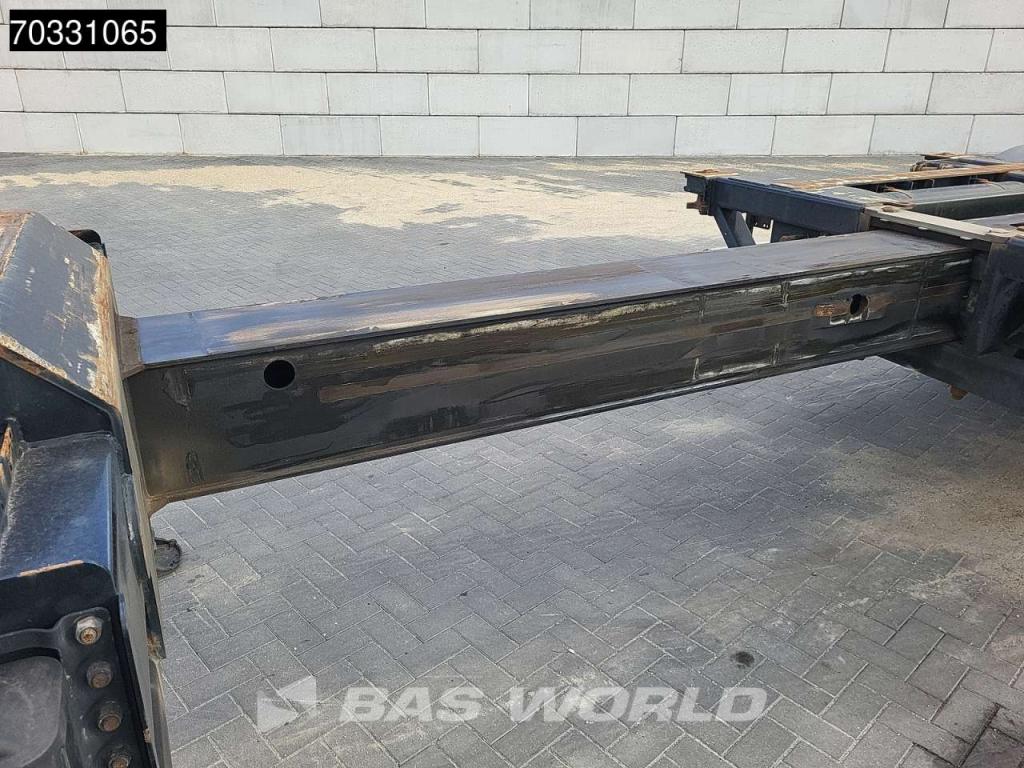 Renders 3AFCST08 Multi 45ft Lift Axle Photo 13