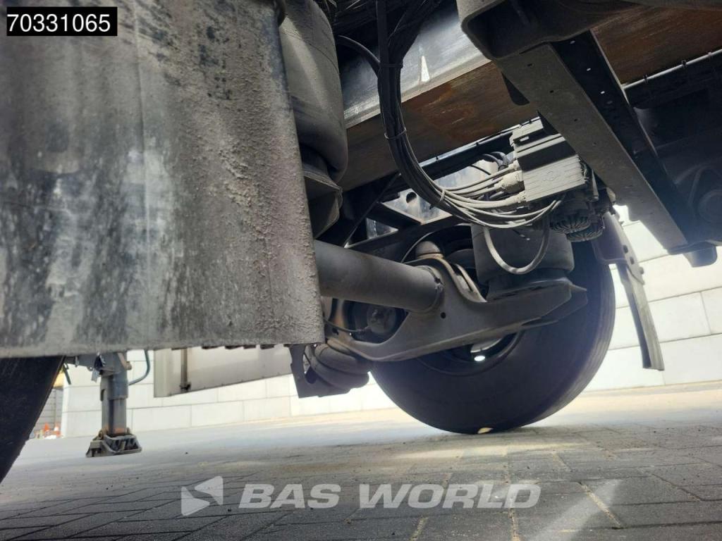 Renders 3AFCST08 Multi 45ft Lift Axle Photo 30