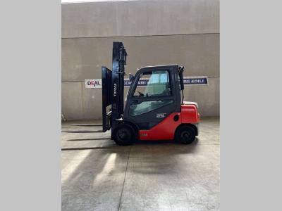 Toyota 06-8FD25F en vente par Deal Di Balliu Mentor & c. Sas