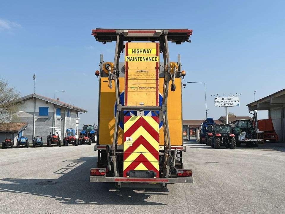 Volvo FE 250 4X2 Photo 23