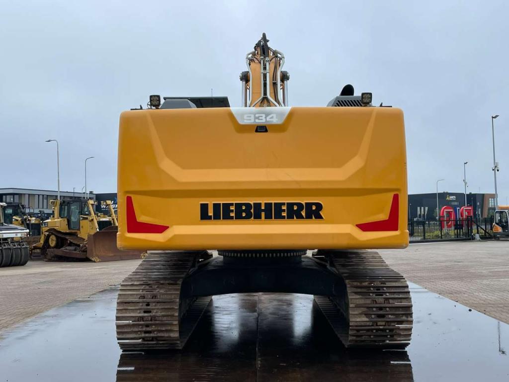 Liebherr R934LC Photo 3