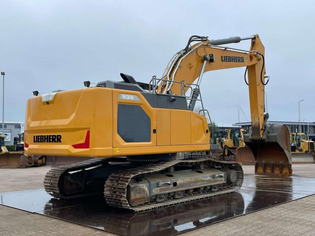Liebherr R934LC Photo 4