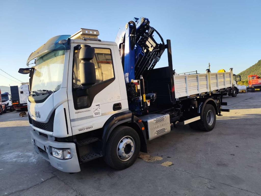 Iveco EUROCARGO 160-250 Photo 11