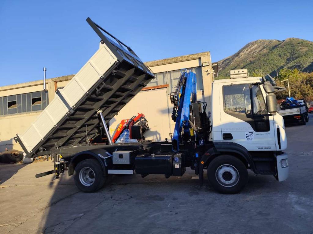Iveco EUROCARGO 160-250 Photo 21