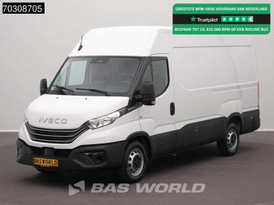 Iveco Daily 35S18 3.0L Automaat L2H2 180PK ACC Airco Cruise Camera Parkeersensoren CarPlay Stoelverwarmin en vente par BAS World B.V.