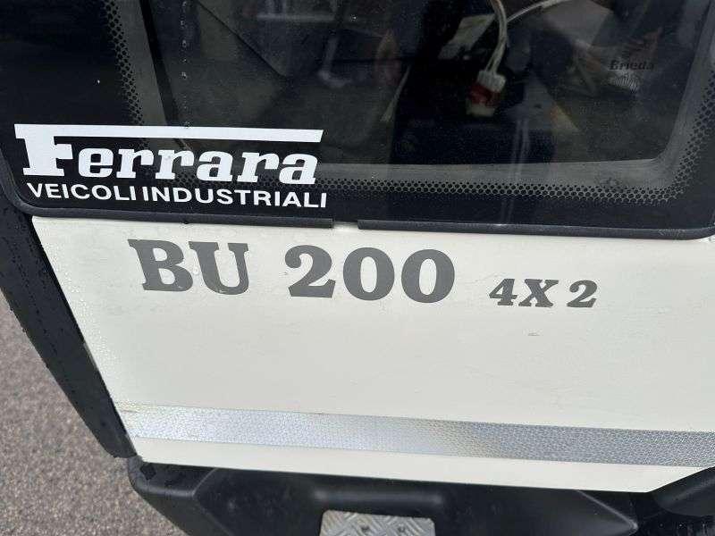 Bucher BU 200 4X2 Photo 10