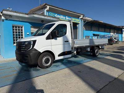 Nissan Interstar en vente par Emilia Gru srl
