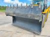 JCB 3DX / 3CX Plus 4WD - 4/1 Bucket / Hammer Lines Photo 8 thumbnail