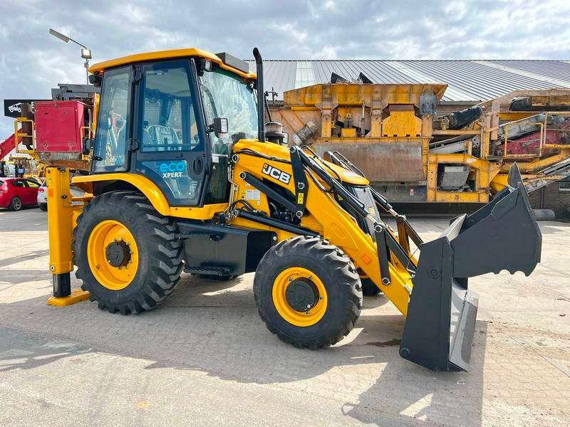 JCB 3DX / 3CX Plus 4WD - 4/1 Bucket / Hammer Lines Photo 4
