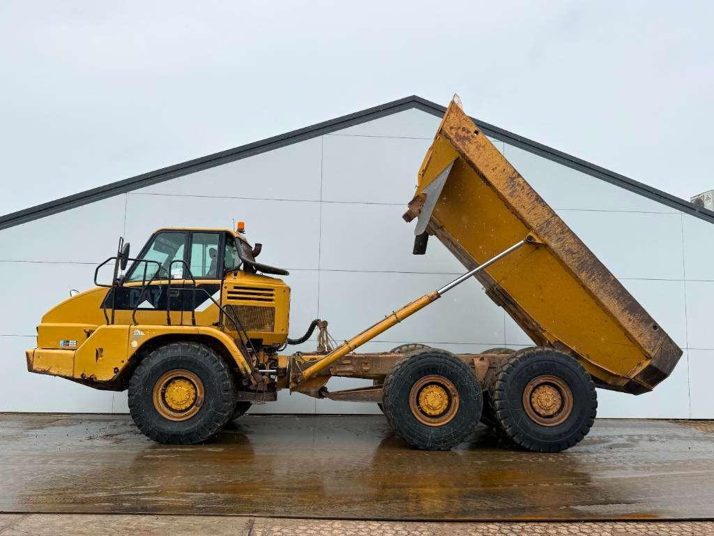 Caterpillar 725 - Body Heating / Backup Camera Photo 14