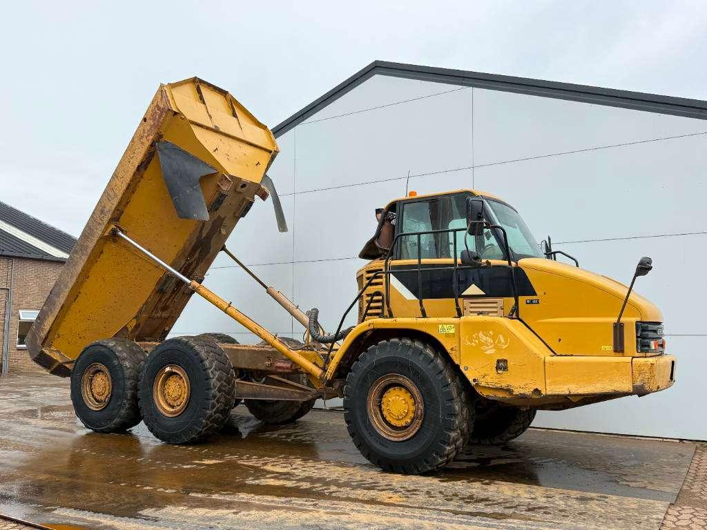 Caterpillar 725 - Body Heating / Backup Camera Photo 19