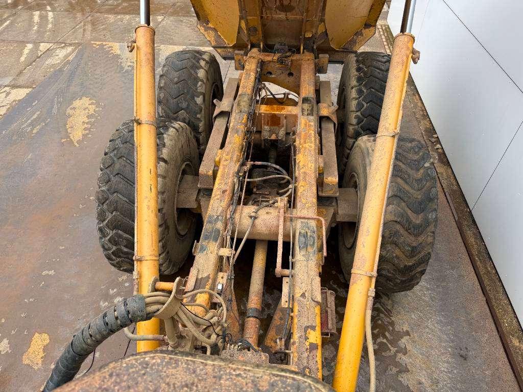 Caterpillar 725 - Body Heating / Backup Camera Photo 20