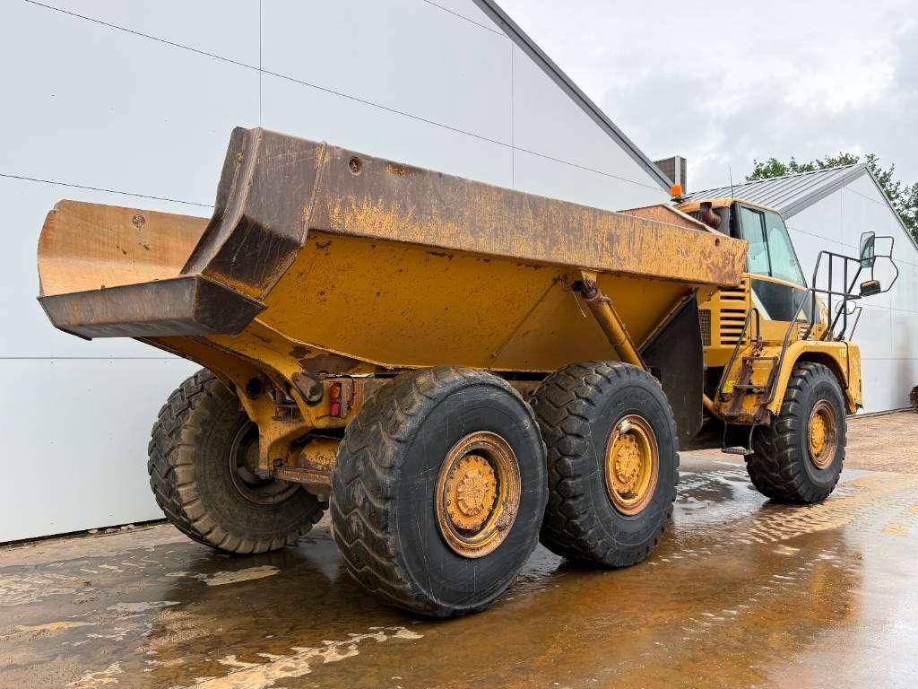 Caterpillar 725 - Body Heating / Backup Camera Photo 5