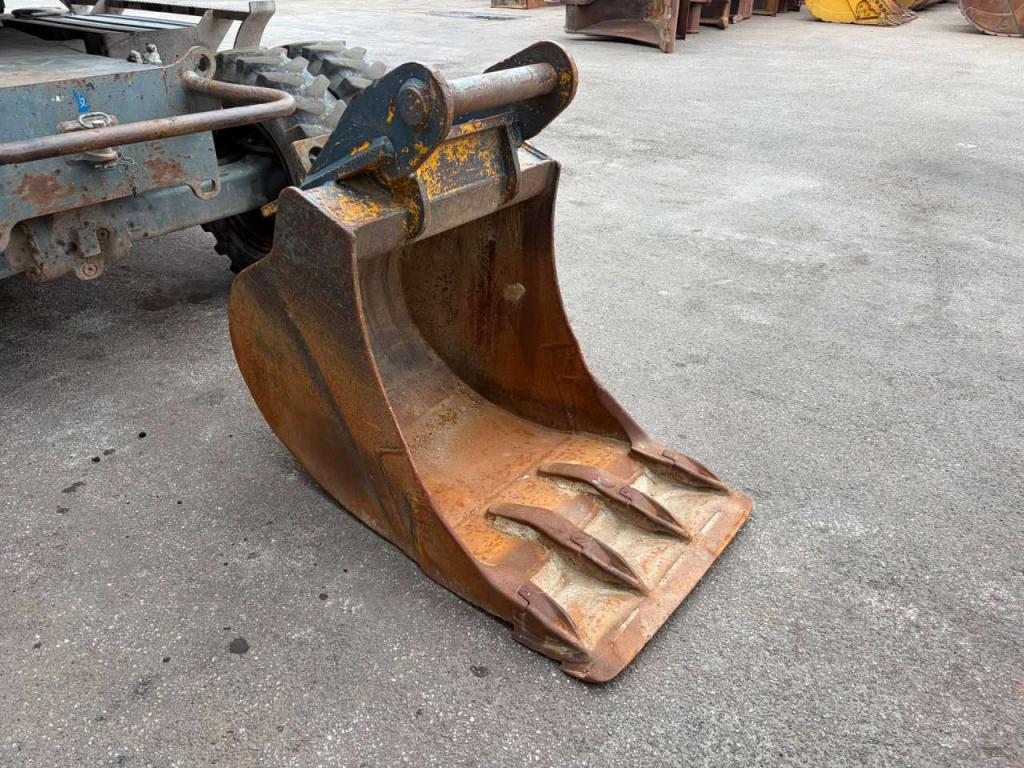 Liebherr A918 Compact Litronic Photo 10