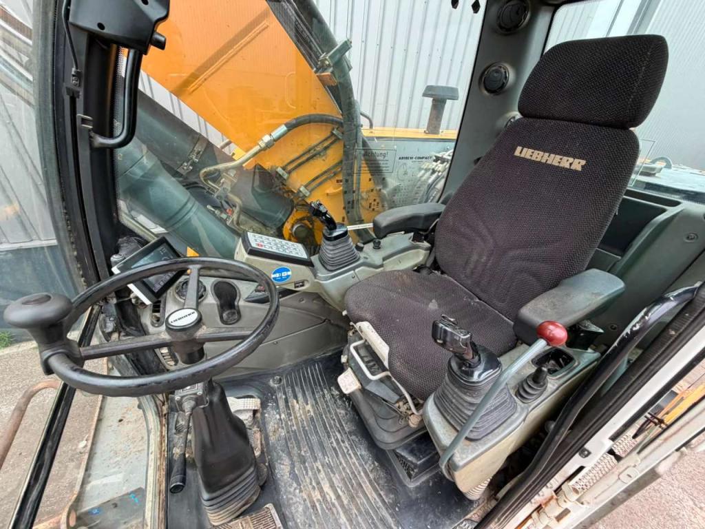 Liebherr A918 Compact Litronic Photo 21