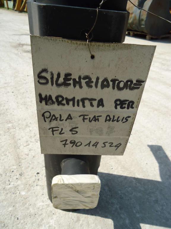 Silencieux pour Fiat Allis FL5 - CODICE 79014524 Photo 5