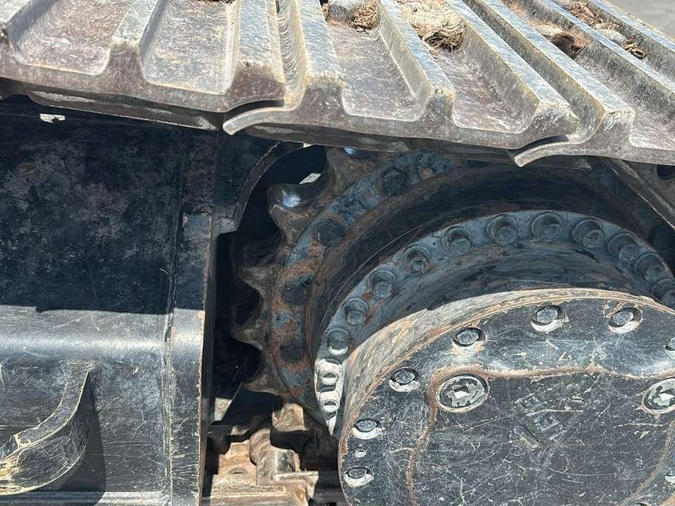Caterpillar 323 Photo 9