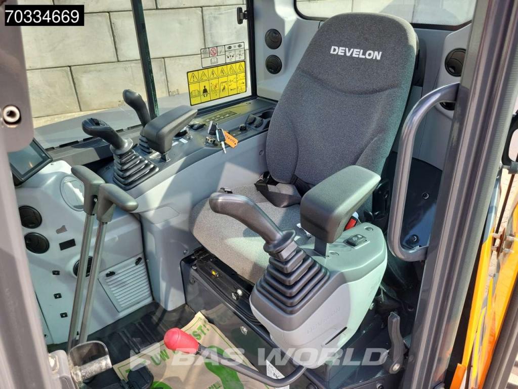 Develon DX55 R-7 A/C Photo 25