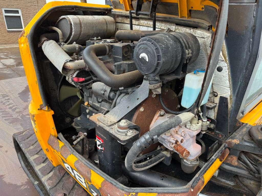 JCB 48Z-1 - Hammer Lines / Quick Coupler Photo 25