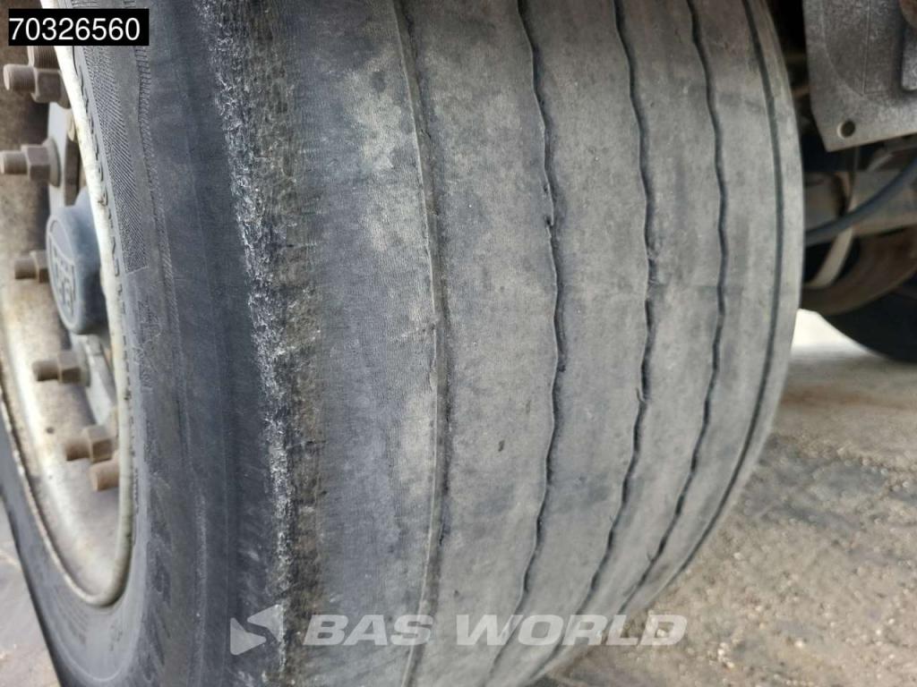 Kässbohrer CS Lift Axle Photo 12