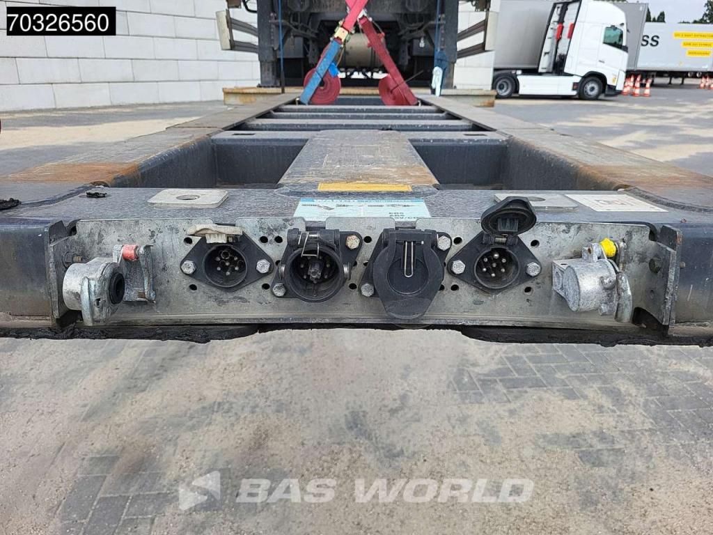 Kässbohrer CS Lift Axle Photo 19
