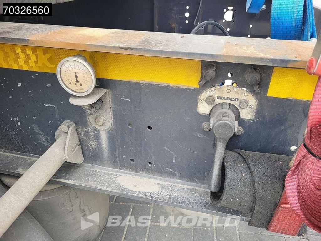 Kässbohrer CS Lift Axle Photo 24
